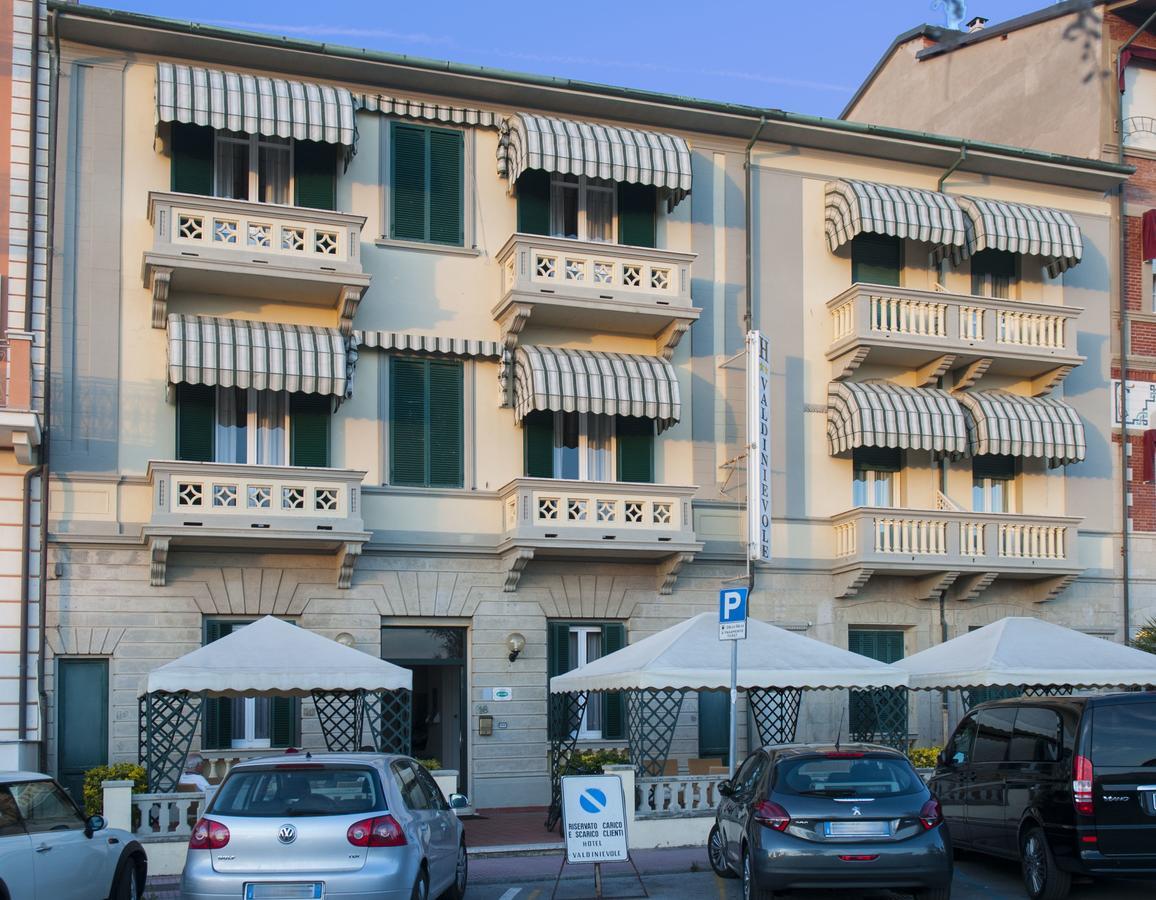 Hotel Valdinievole Lido di Camaiore Exteriör bild